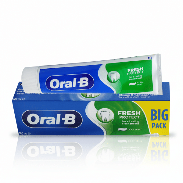 Oral-B Fresh Protect Cool Mint Toothpaste 100ml For a Lasting Fresh Breath Cleans & Whitens Teeth