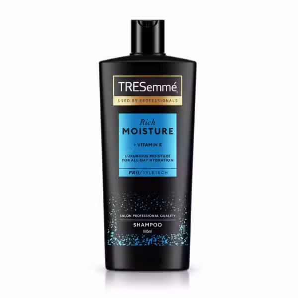 TRESemme Rich Moisture Shampoo 685ml Vitamin E Luxurious Moisture